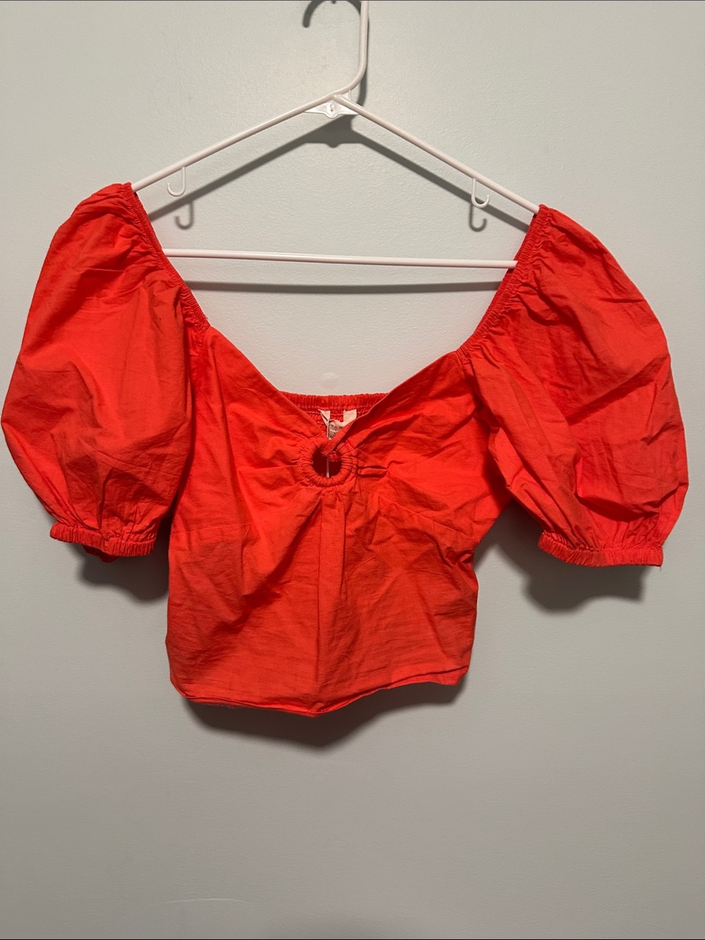 Salmon Puff Sleeve Crop Top with Front Ring Detail